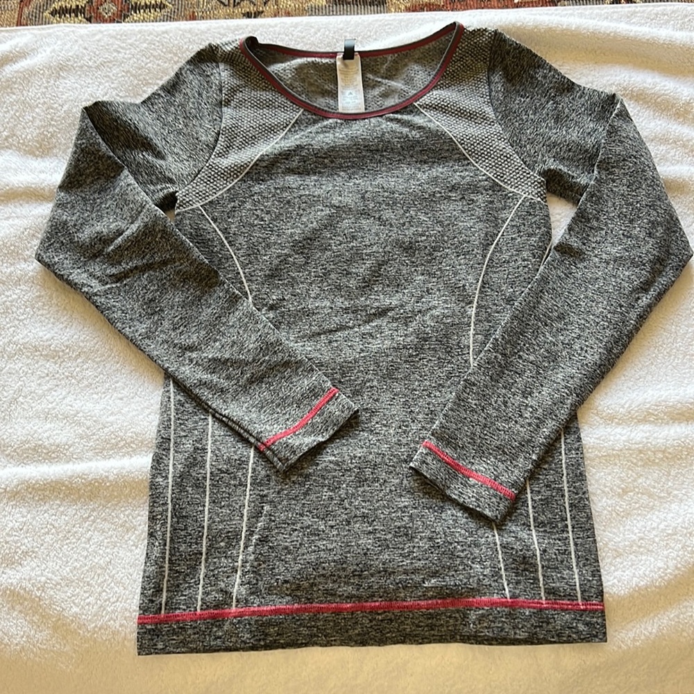 Workout long sleeve womens top